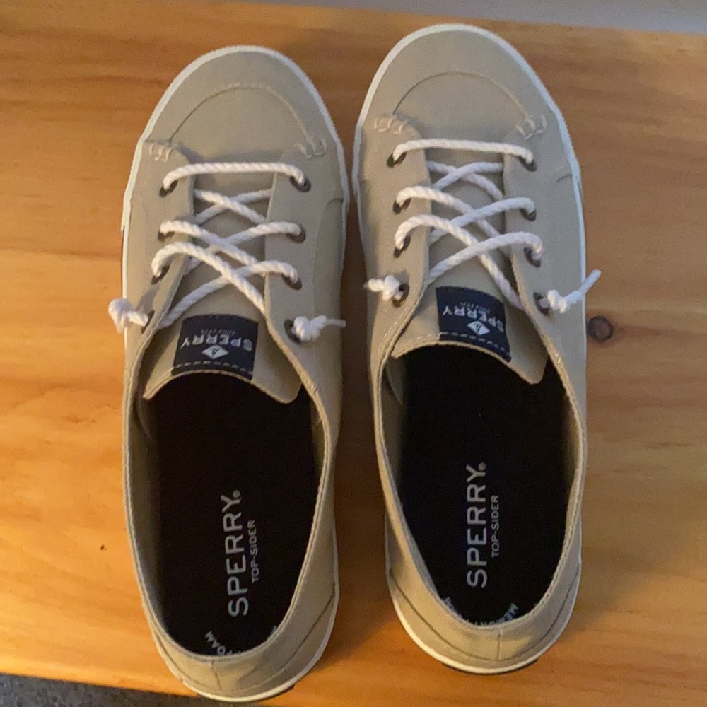 Brand new Sperry shoes